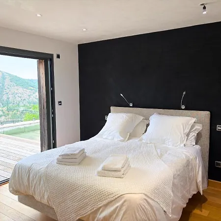 Apartament J'adore - Vue Gorges De La Loire, Piscine & Jacuzzi Privatifs *
